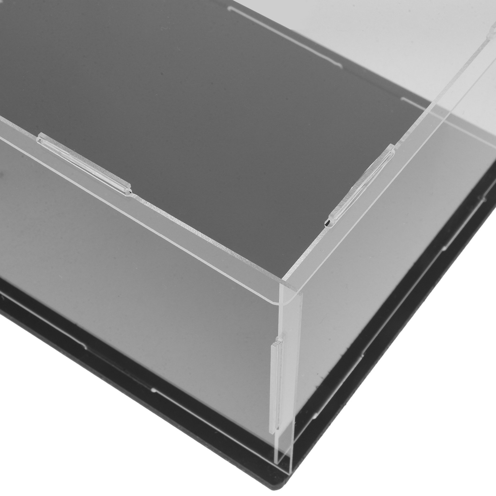 Przezroczysta, odporna na kurz – Display Case Acrylic recenzja i cena